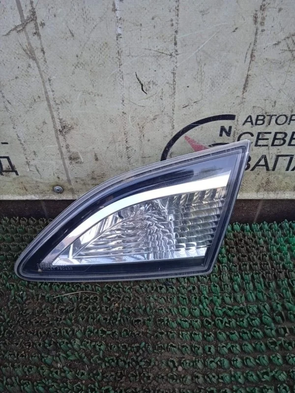 Фонарь Mazda 3 BBM4513F0G BL, правый