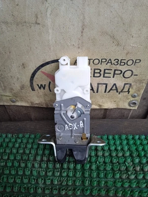 Замок Mitsubishi ASX 5808A067