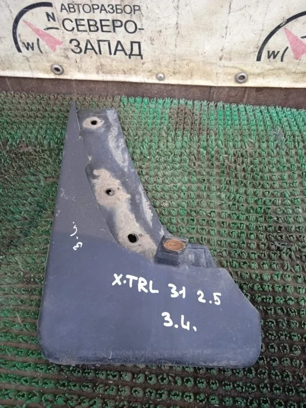 Брызговик Nissan X-Trail 78813JG000 T31, задний левый