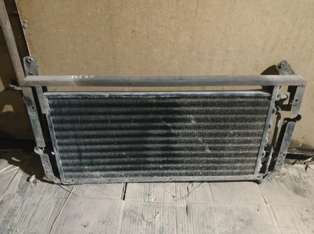 Радиатор кондиционера Toyota Land Cruiser 80 1993 8846060160 HDJ80L 1HDT