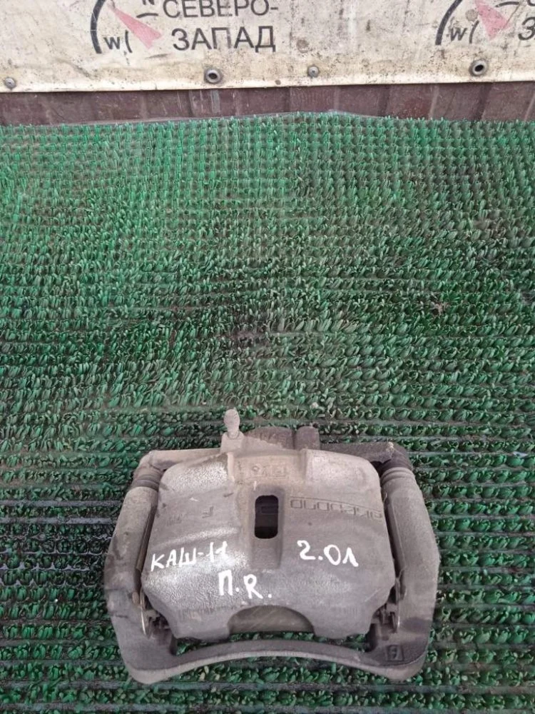 Суппорт Nissan Qashqai 2019 440014EA0A J11 MR20DD 2.0, передний правый