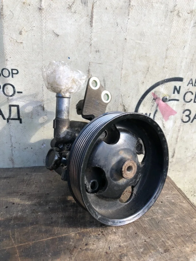 Насос гидроусилителя Nissan Teana 2011 491101AA0A J32 VQ35DE