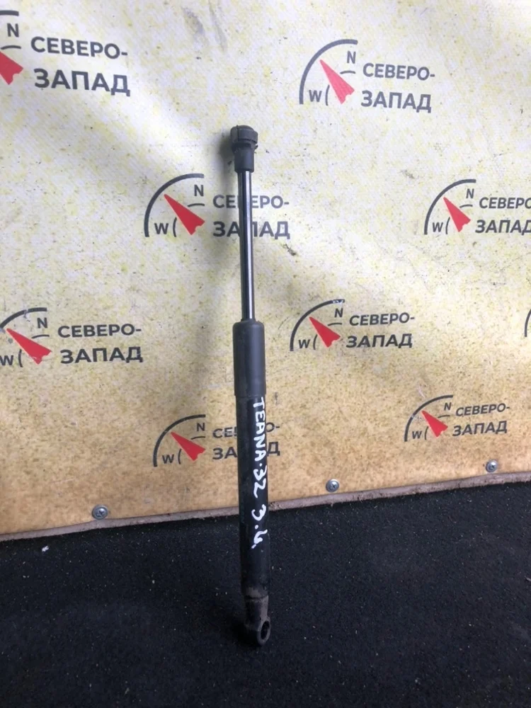 Амортизатор багажника Nissan Teana 2011 84430JN00A J32 VQ35DE