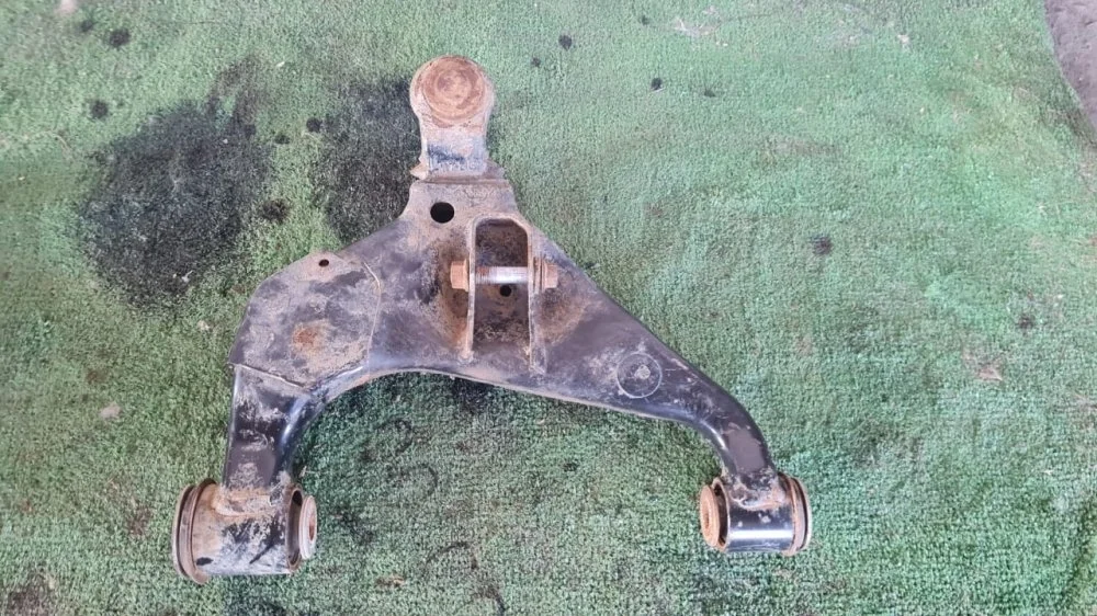 Рычаг подвески Toyota Hilux 2021 480690K090 GUN125R-DNFSXW 2GD FTV, передний левый