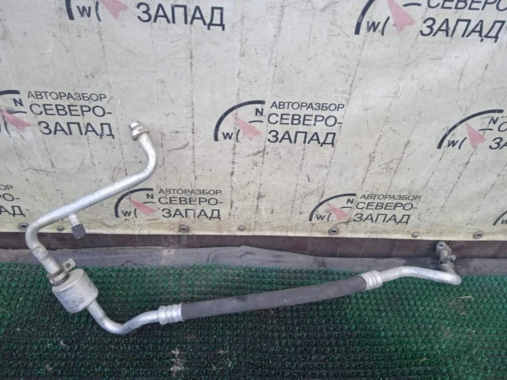 Трубка кондиционера Renault Duster 2014 924806552R X79 K4M