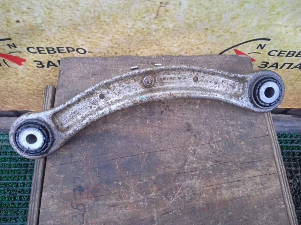 Рычаг Volkswagen Touareg 2011 7L0505323A NF CMTA, задний
