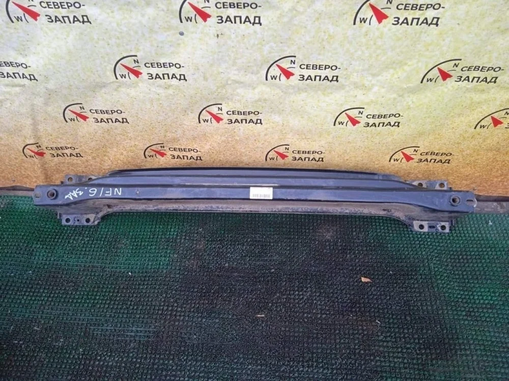 Усилитель бампера Volkswagen Touareg 2011 7P0807309 NF CMTA, задний