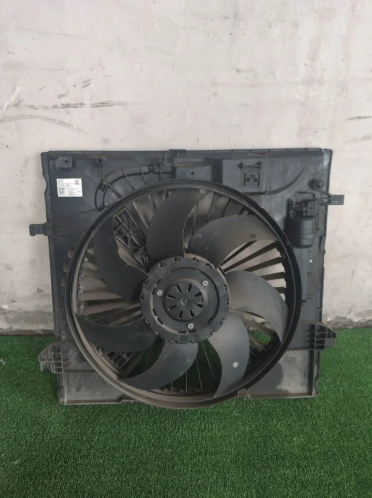 Диффузор радиатора Mercedes Gls350 Bluetec 2016 A0999062500 166 OM642.826