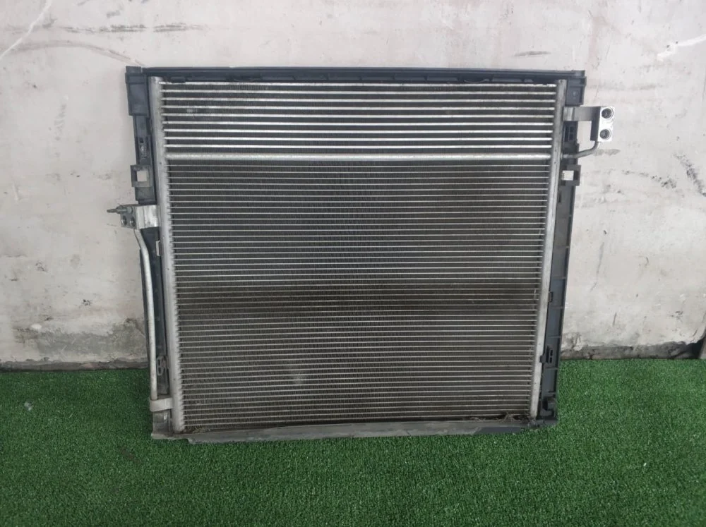 Радиатор кондиционера Mercedes GLS350 Bluetec 2016 A0995000002 166 OM642.826