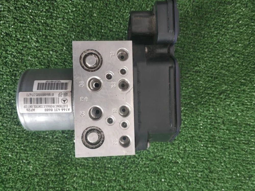 Блок АBS Mercedes Gls350 Bluetec 2016 A1664310800 166 OM642.826