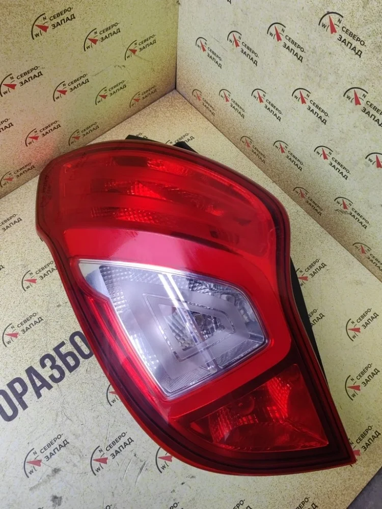 Фонарь наружний Ssangyong Actyon 2013 8360134060 CK D20DTF, левый