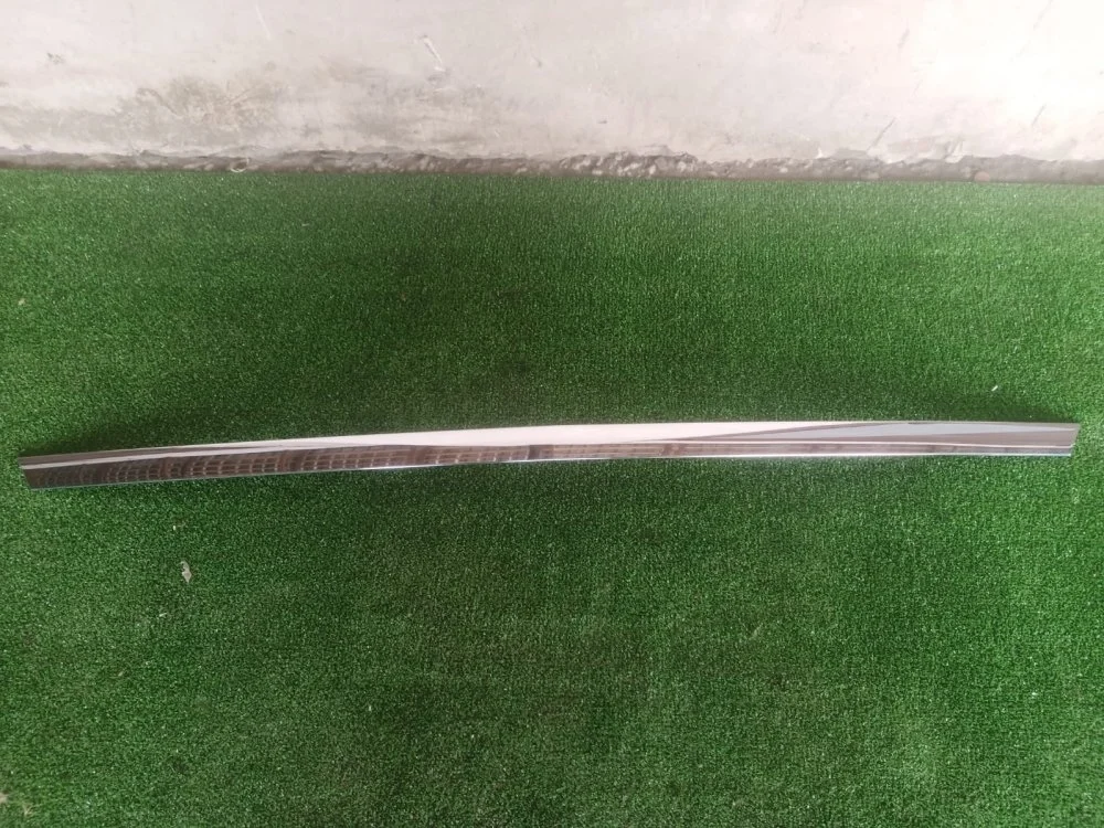 Накладка крышки багажника Mercedes Gls350 Bluetec 2016 A1667400093 166 OM642.826