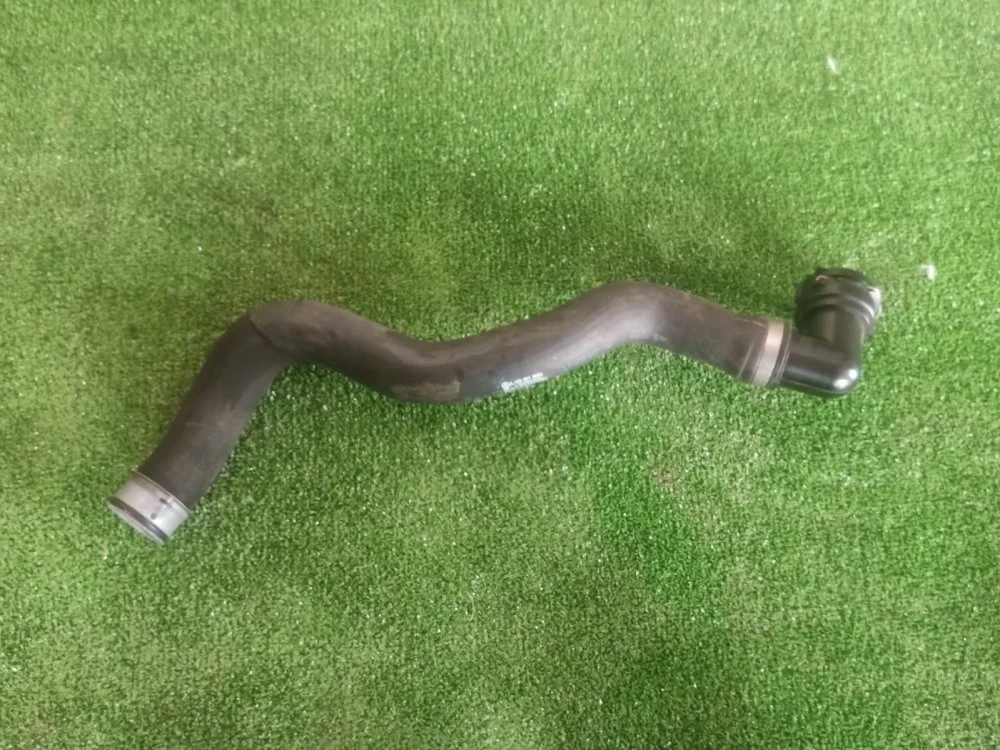 Патрубок системы охлаждения Mercedes GLS350 Bluetec 2016 A1665012882 166 OM642.826