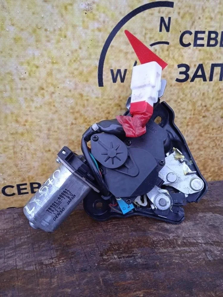 Замок багажника Lexus LX570 2017 6935060191 URJ201 3URFE