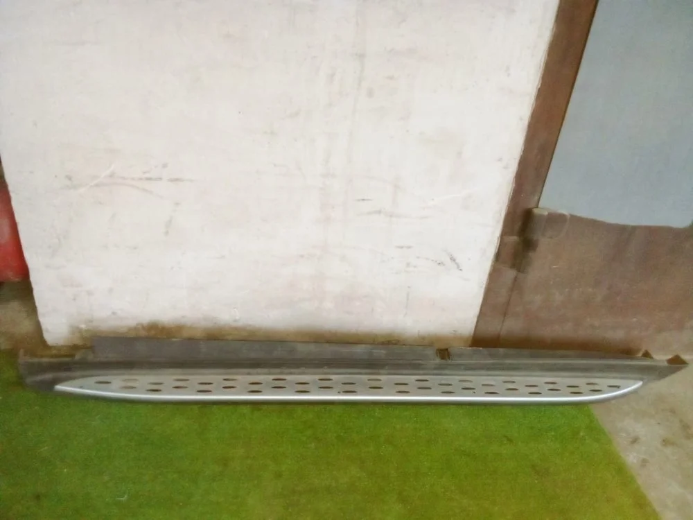 Накладка на порог Mercedes Gls350 Bluetec 2016 A1666900075 166 OM642.826, левая