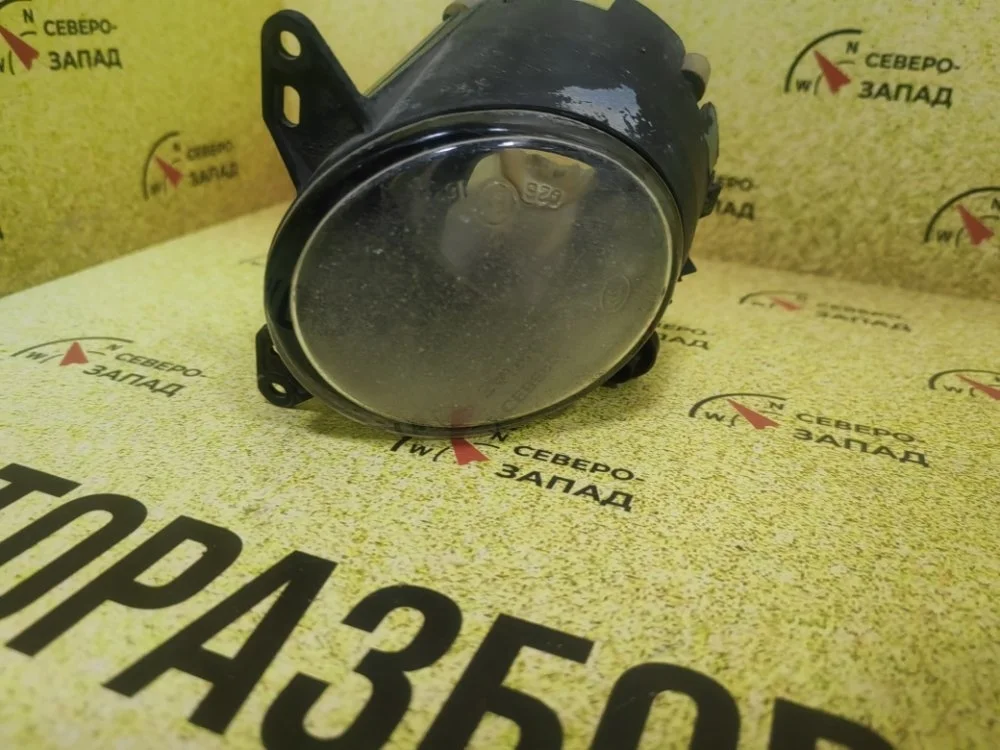 Противотуманная фара Mitsubishi Lancer 2008 MR957362 CY2A 4A91
