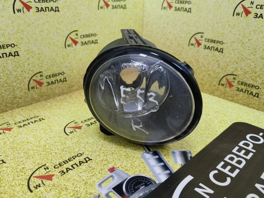 Фара противотуманная BMW X5 2005 63176920886 E53 M54B30, правая