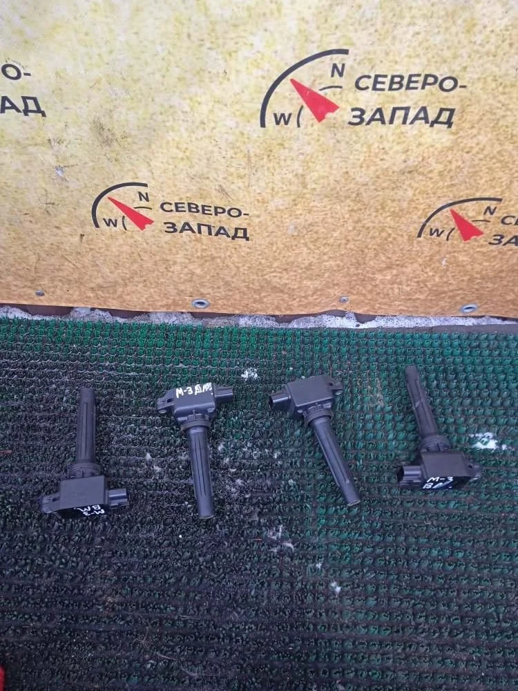 Катушка зажигания Mazda 3 2013 PE2018100A BM 2.0