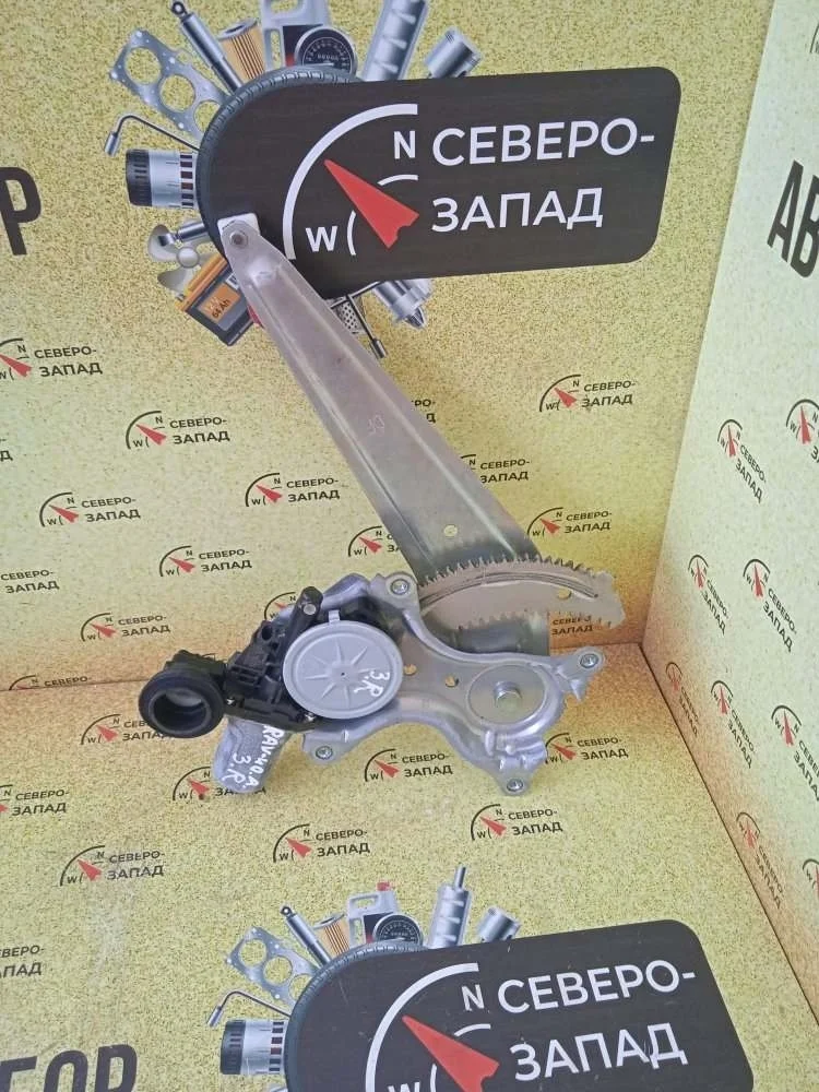 Стеклоподьемник Toyota Rav4 2017 6980342050 WWA42 2WW (2.0 TD), задний правый