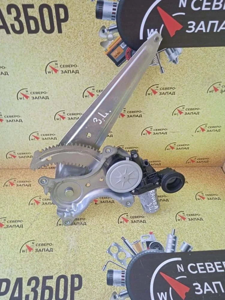 Стеклоподьемник Toyota Rav4 2017 6980442050 WWA42 2WW (2.0 TD), задний левый