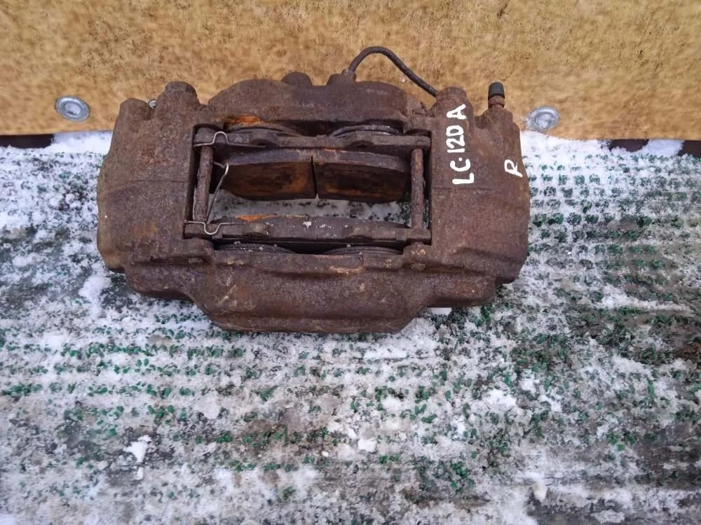 Суппорт тормозной Toyota Land Cruiser Prado 2007 4773060261 120 1KDFTV, передний левый