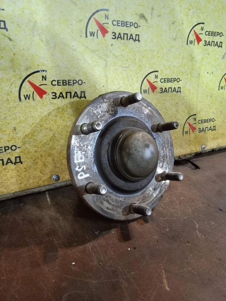 Ступица Mitsubishi Pajero Sport 2009 3880A036 KH6W 6B31, передняя