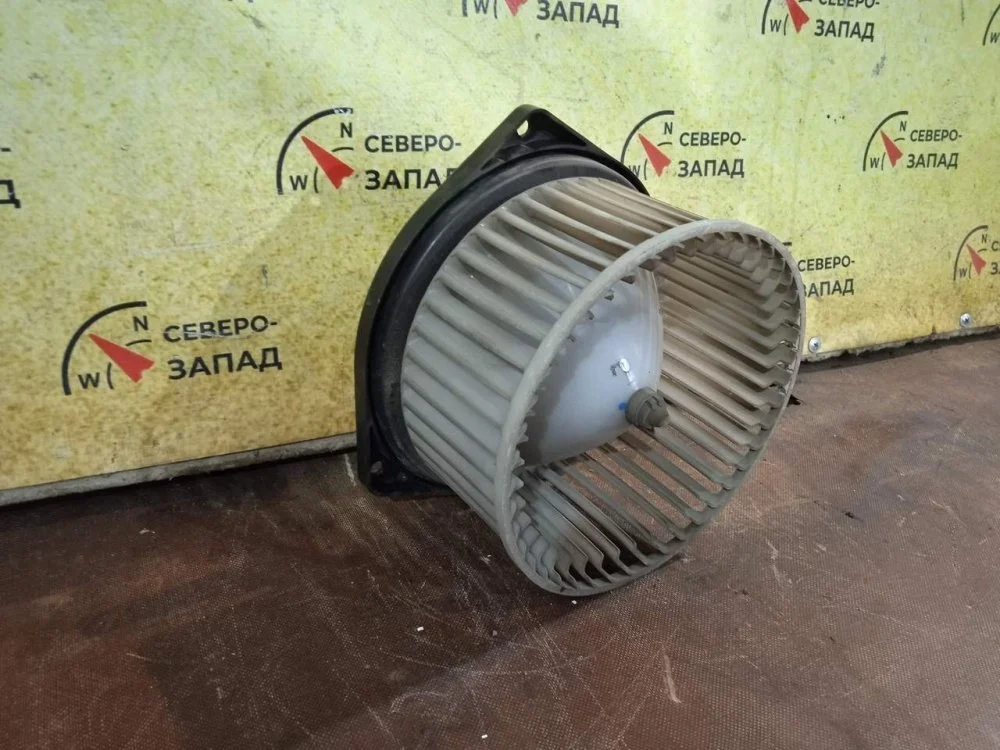 Моторчик печки Mitsubishi Pajero Sport 2009 7802A105 KH6W 6B31