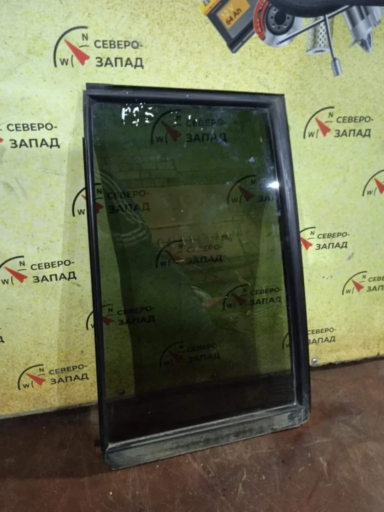 Форточка двери Mitsubishi Pajero Sport 2009 5740A055 KH6W 6B31, задняя левая