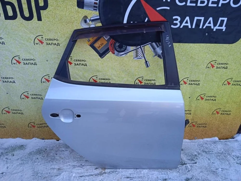 Дверь Hyundai I30 2010 770042R010 FD G4FC, задняя правая