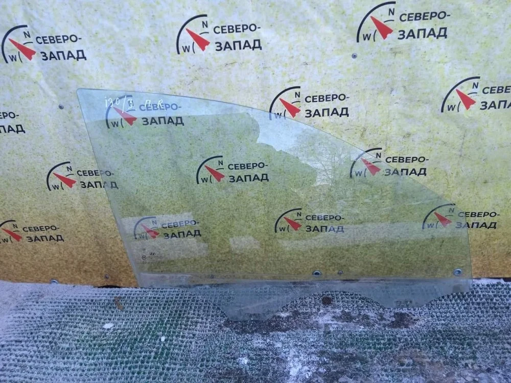 Стекло двери Hyundai I30 2010 824212L010 FD G4FC, переднее правое