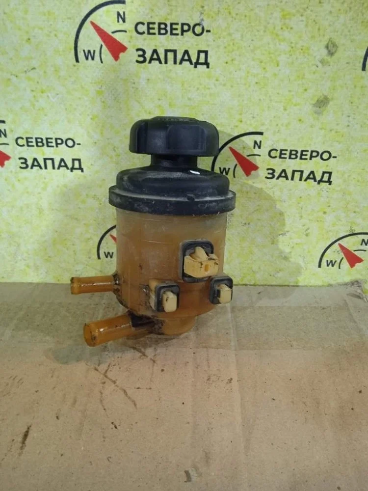 Бачок гидроусилителя руля Hyundai Solaris 2016 571500U000 RB G4FA