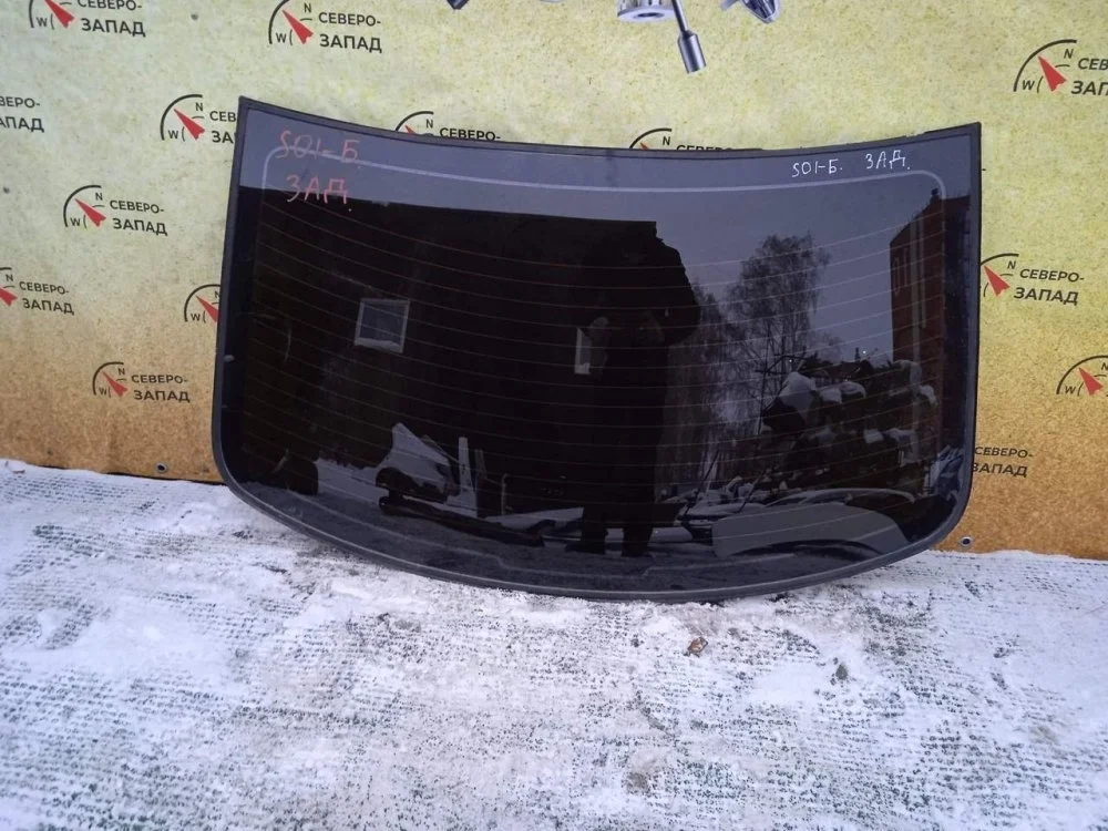 Стекло заднее Hyundai Solaris 2016 871101R010 RB G4FA