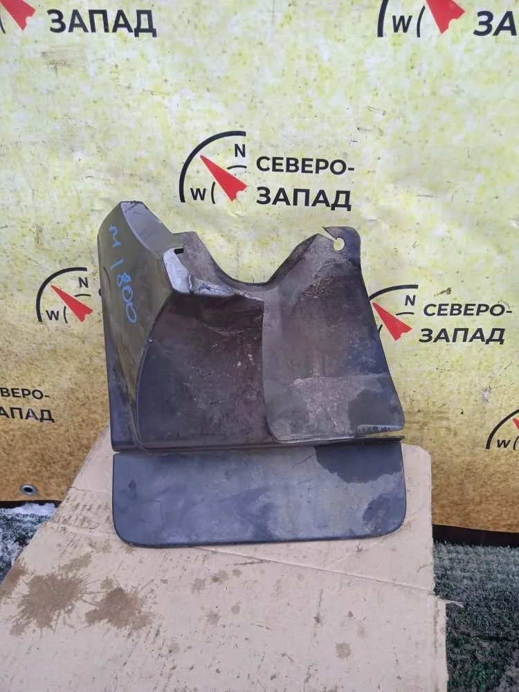 Брызговик Toyota Land Cruiser Prado 2007 7660460110F0 120 1KDFTV, передний левый