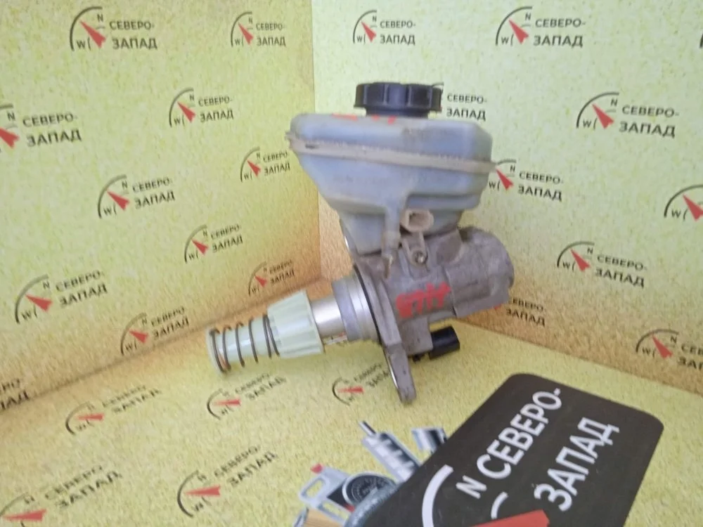 Главный тормозной цилиндр Audi Q7 2017 4M0611021A 4M CVMD