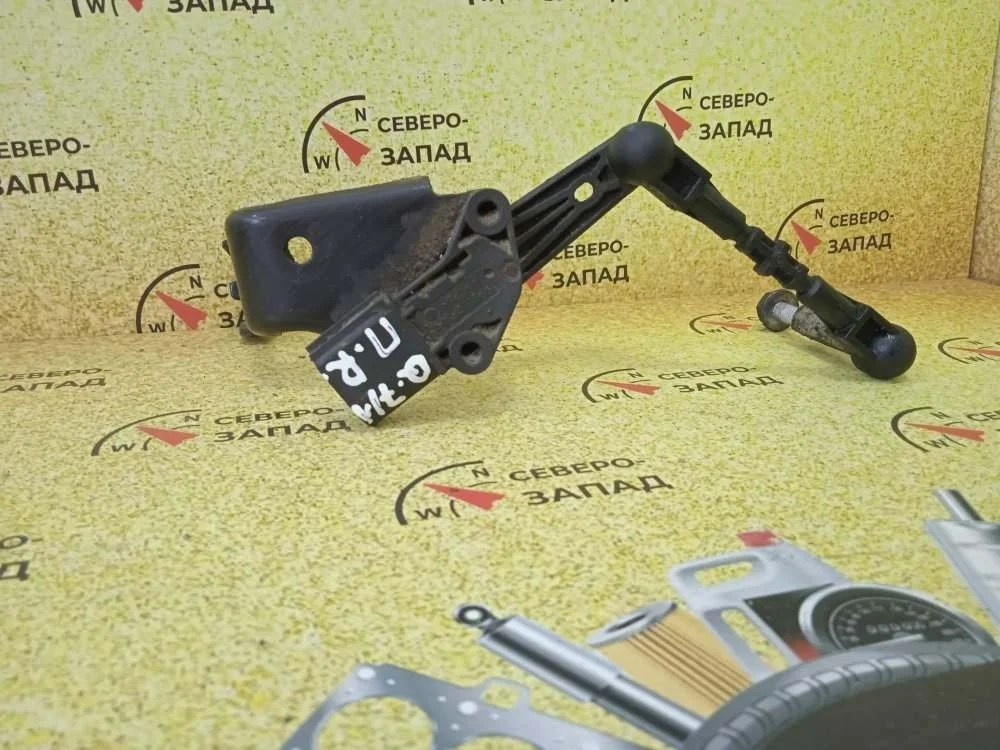 Датчик дорожного просвета Audi Q7 2017 4M0941286D 4M CVMD, передний правый