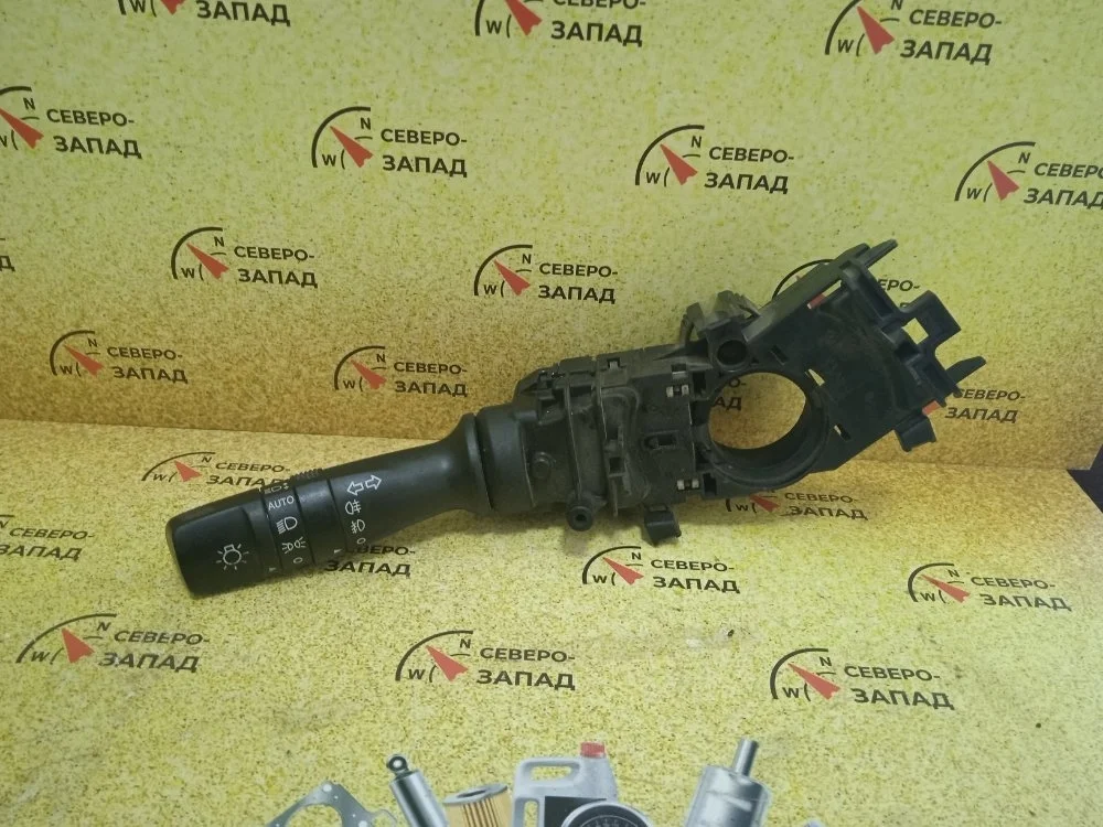 Подрулевой переключатель поворотников Kia Rio 2015 934101M631 QB G4FC