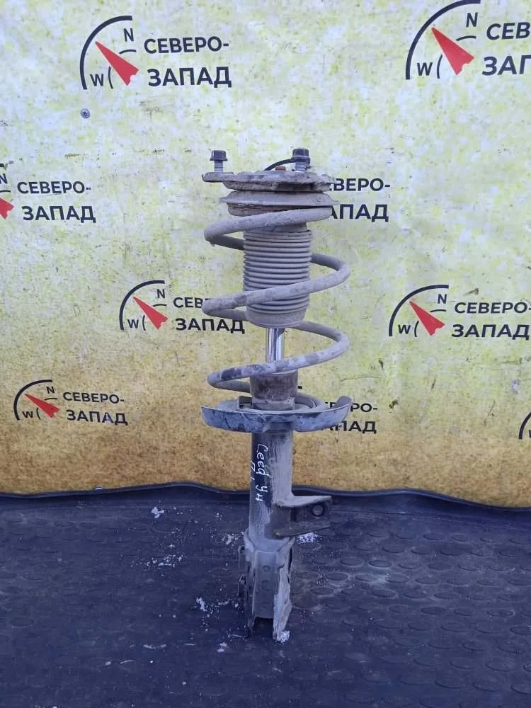 Амортизатор Kia Ceed 2011 546511H500 ED G4FC, передний левый