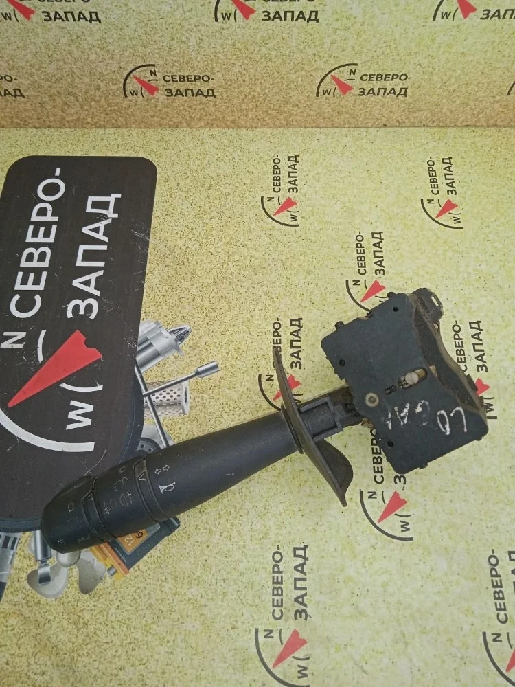 Подрулевой переключатель поворотников Renault Logan 2007 6001551355 LS0G K7JA710