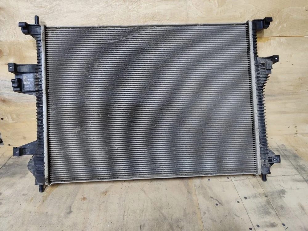 Радиатор двс Chery Tiggo 8 Pro 2022 302000021AA T1A SQRF4J16AHML04559