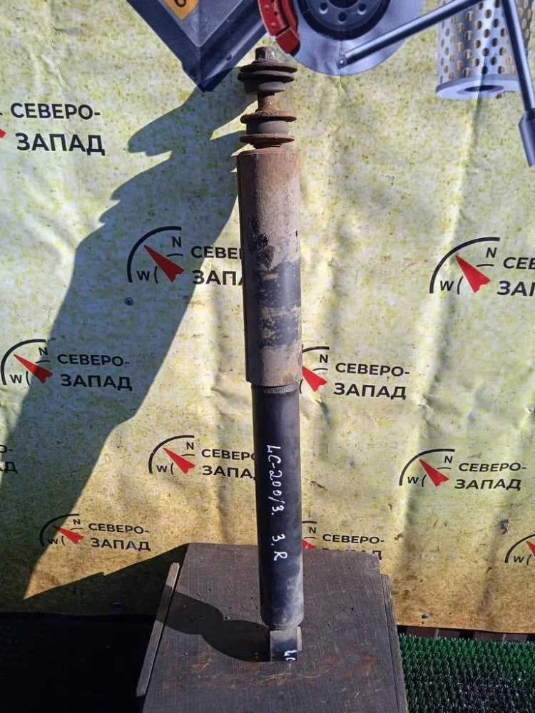 Амортизатор Toyota Land Cruiser 2011 4853069445 VDJ200 1VDFTV, задний