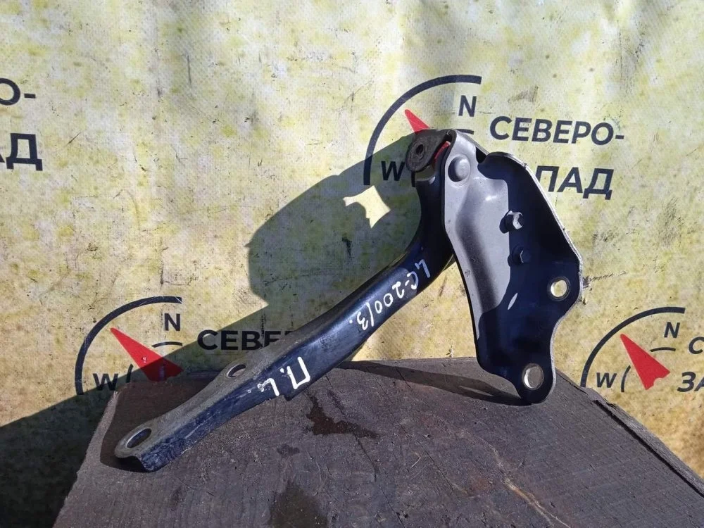 Петля капота Toyota Land Cruiser 2011 5342060190 VDJ200 1VDFTV, левая