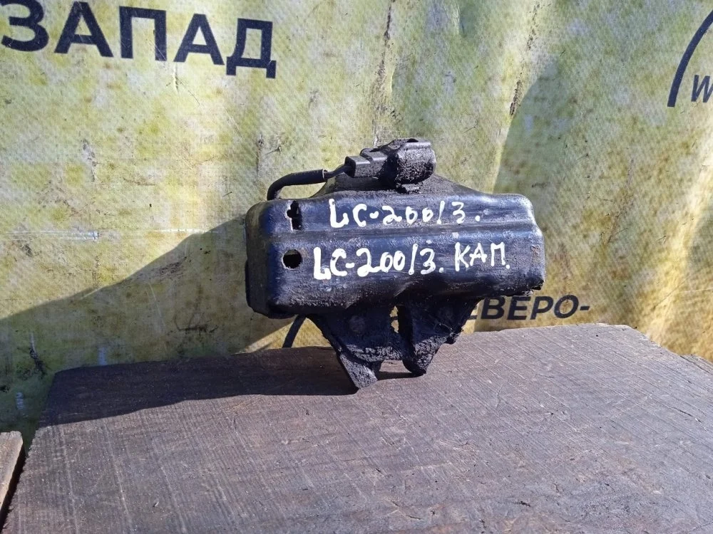 Замок капота Toyota Land Cruiser 2011 5351060270 VDJ200 1VDFTV