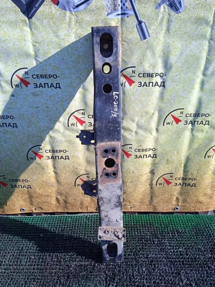 Балка акпп Toyota Land Cruiser 2011 5120360251 VDJ200 1VDFTV