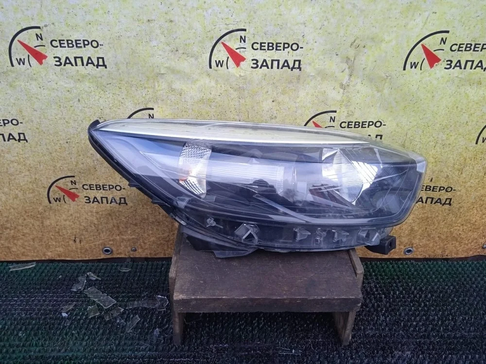Фара Renault Kaptur 2019 260102366R HHA H4M429, правая