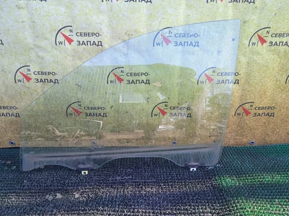 Стекло двери Mitsubishi L200 2011 MN117597 KB4T 4D56-6-DFL, переднее левое