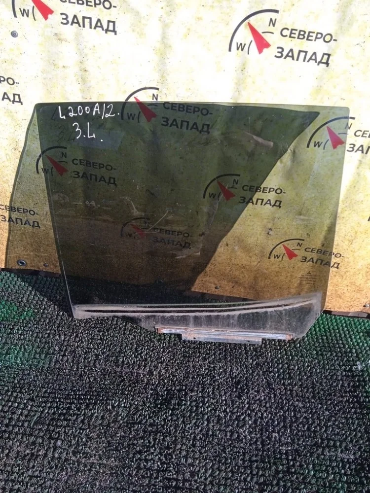 Стекло двери Mitsubishi L200 2011 MN182275 KB4T 4D56-6-DFL, заднее левое