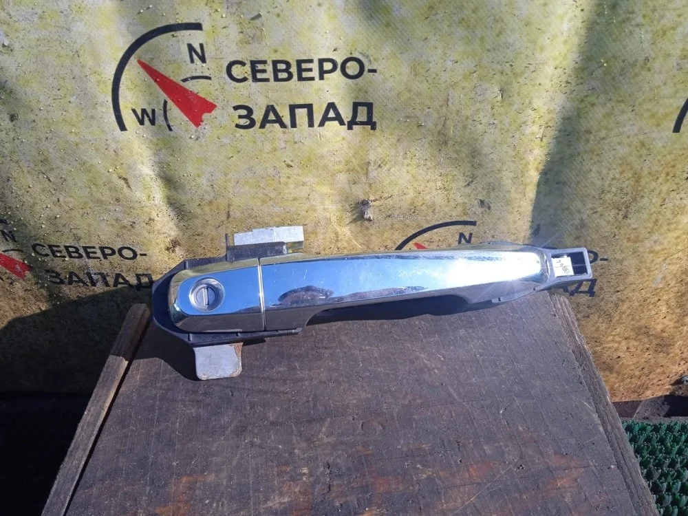 Ручка двери Mitsubishi L200 2011 5716A032 KB4T 4D56-6-DFL, передняя правая
