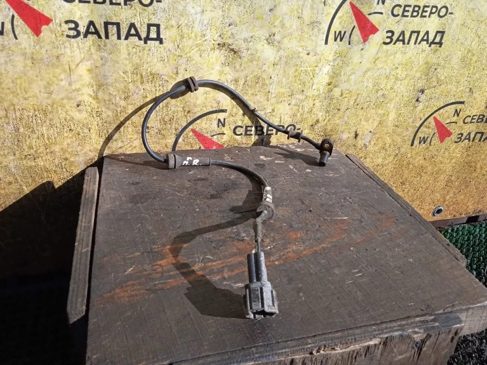 Датчик ABS Nissan Navara 2010 47910EA025 D40M YD25DDTI, передний правый