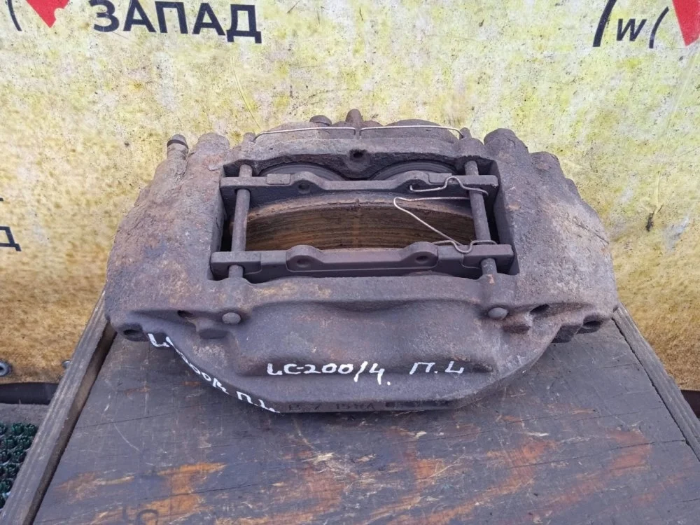 Суппорт Toyota Land Cruiser 2012 4775060280 VDJ200 1VDFTV, передний левый