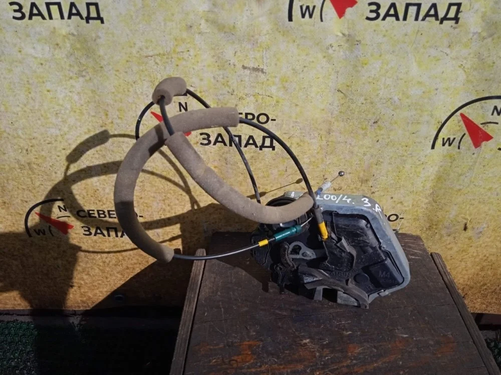 Замок двери Toyota Land Cruiser 2012 6905060110 VDJ200 1VDFTV, задний правый